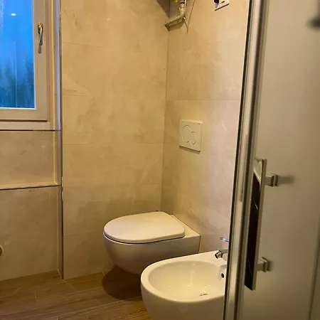 Casa Elena Апартаменты Стреза